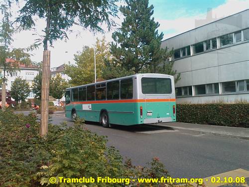 Autobus TPF 390 (ex no 24) pour le "service piscine"